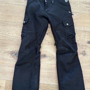 Black snowboard Cargo Pants with Zipper Pockets